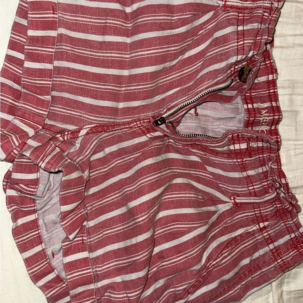 American Eagle Red and White Striped Shorts